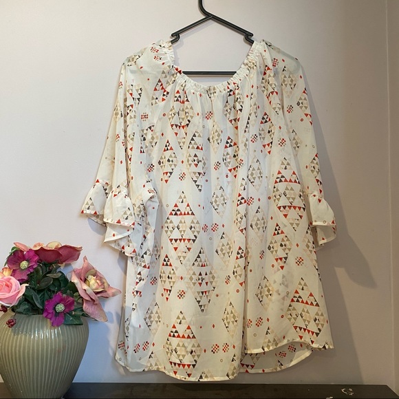 🔺Suzannegrae - Chiffon blouse with triangle patterns AUS 18 📐 - Picture 4 of 8